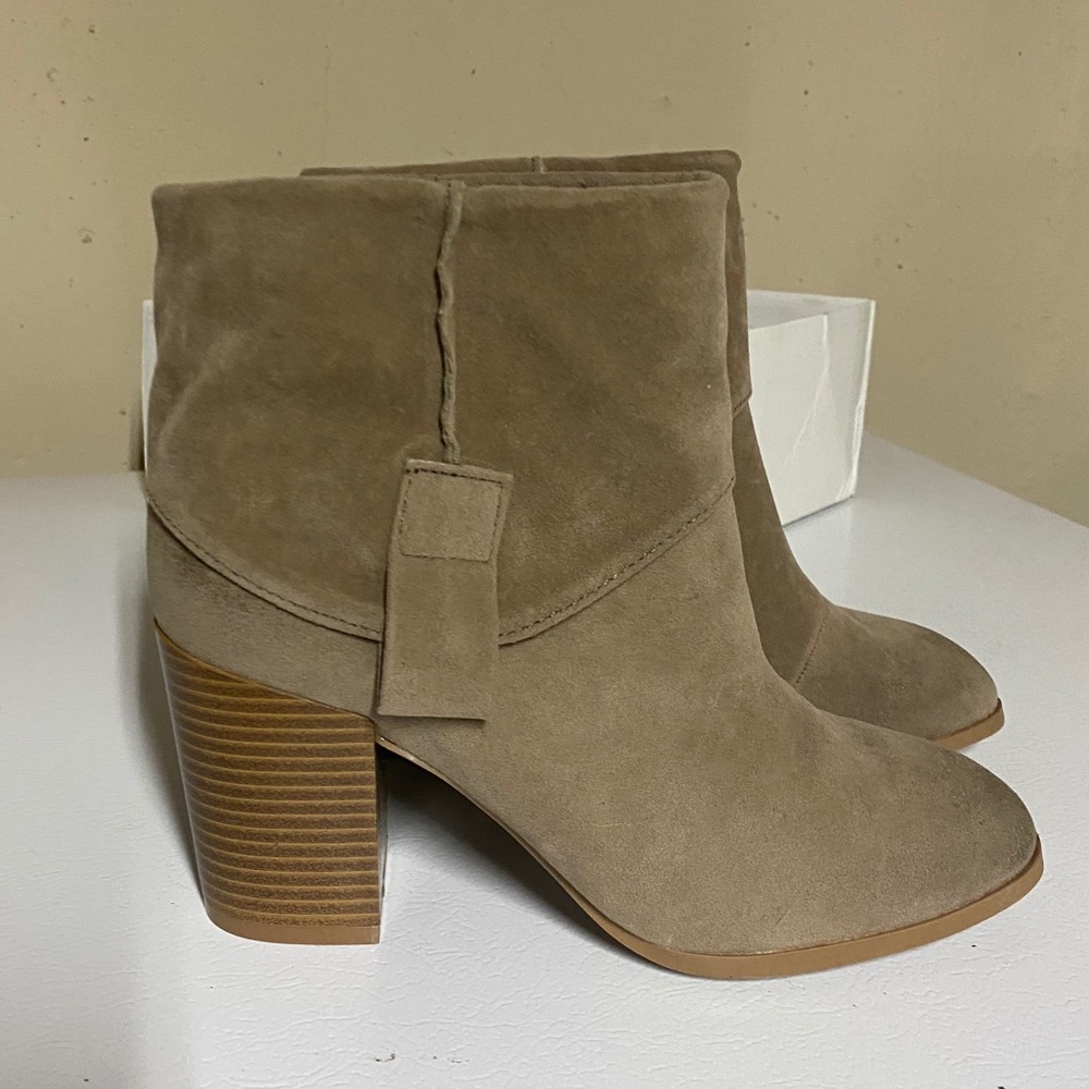 Fold Over Booties - Picture 2 of 5